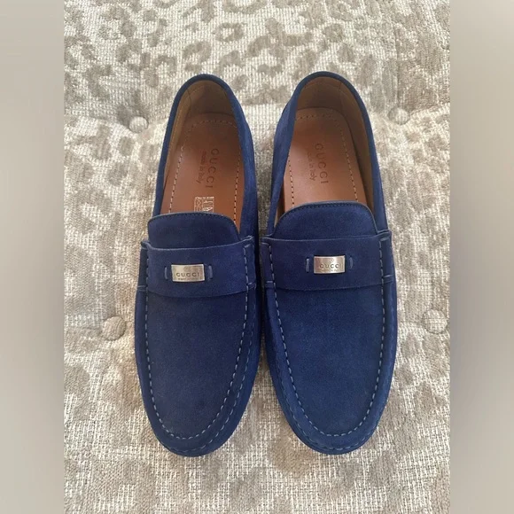 Gucci Blue Suede Loafers with Silver Accent Gucci Horsebit Accent Leather Loafers - Black Flats, Shoes  main image 2